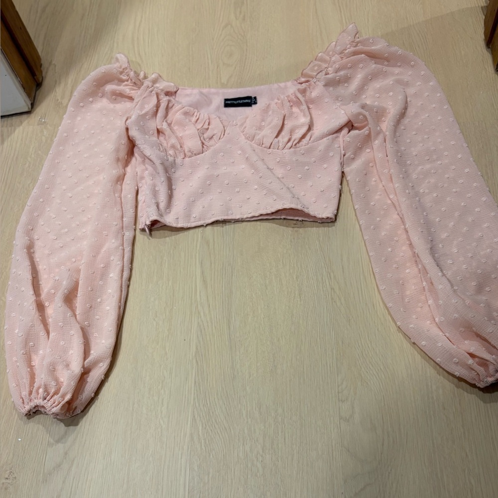 PrettyLittleThing Blush Textured Crop Top